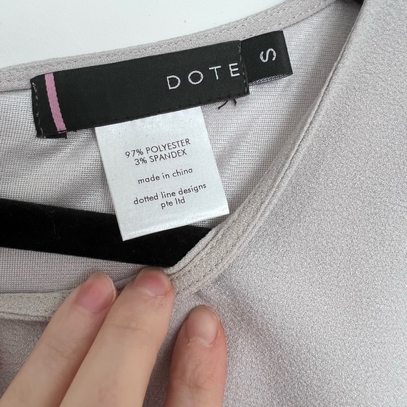 NWOT dress in size small - Picture 5 of 5